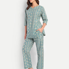 Royal Elephants – Powder Blue