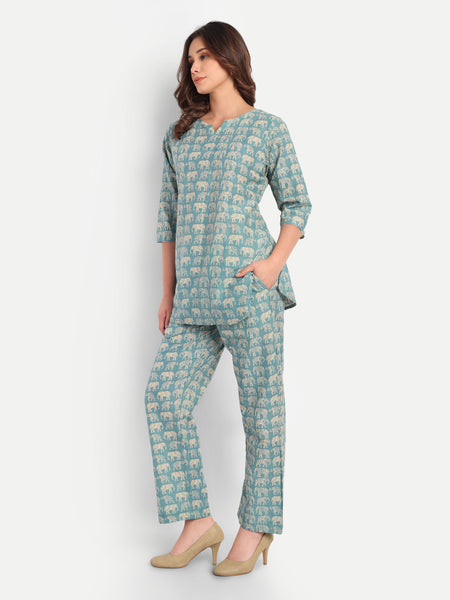 Royal Elephants – Powder Blue