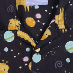 Jungle Sky Giraffe – Black