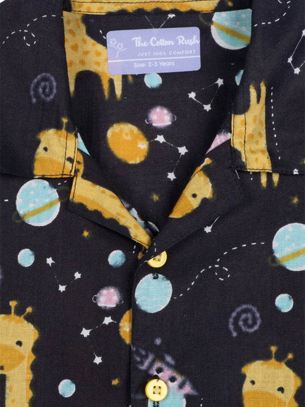 Jungle Sky Giraffe – Black