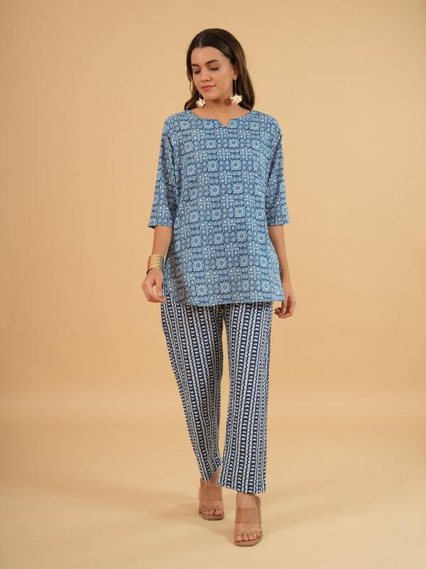 Mint Mosaic – Navy