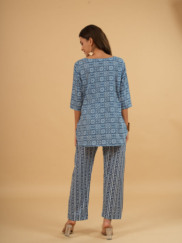 Mint Mosaic – Navy