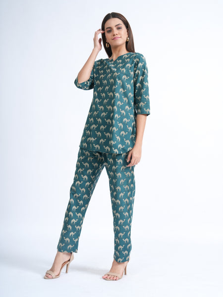 Nomad Nights – Teal