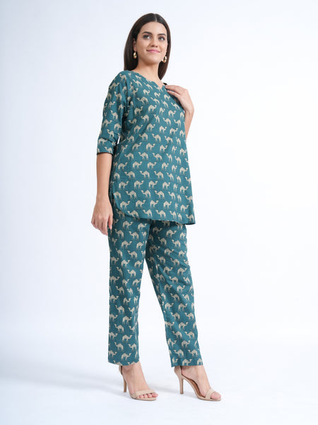 Nomad Nights – Teal