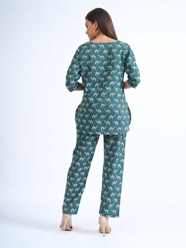 Nomad Nights – Teal