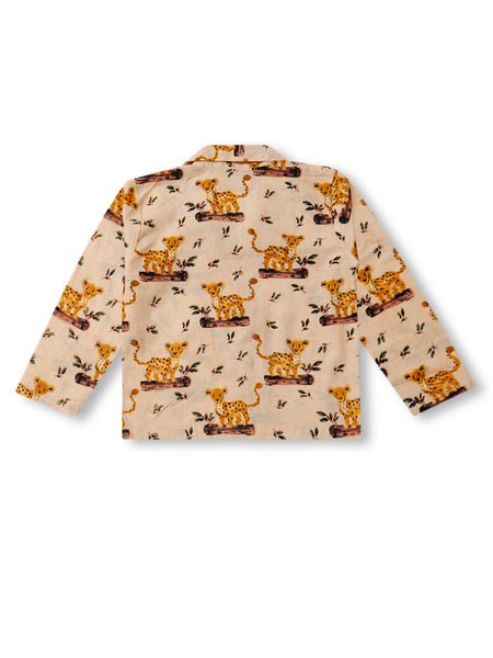 Lazy Leopard – Sand