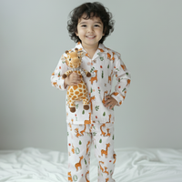 Giraffe Cuddles – Orange