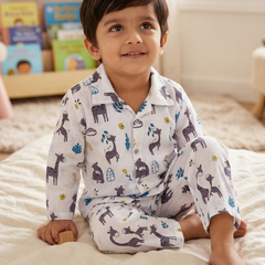 Giraffe Cuddles – Grey