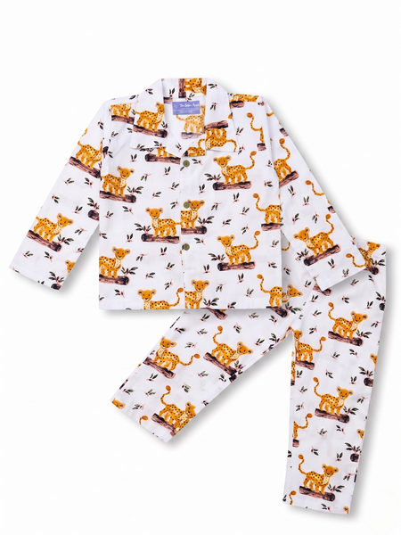 Lazy Leopard – Snow